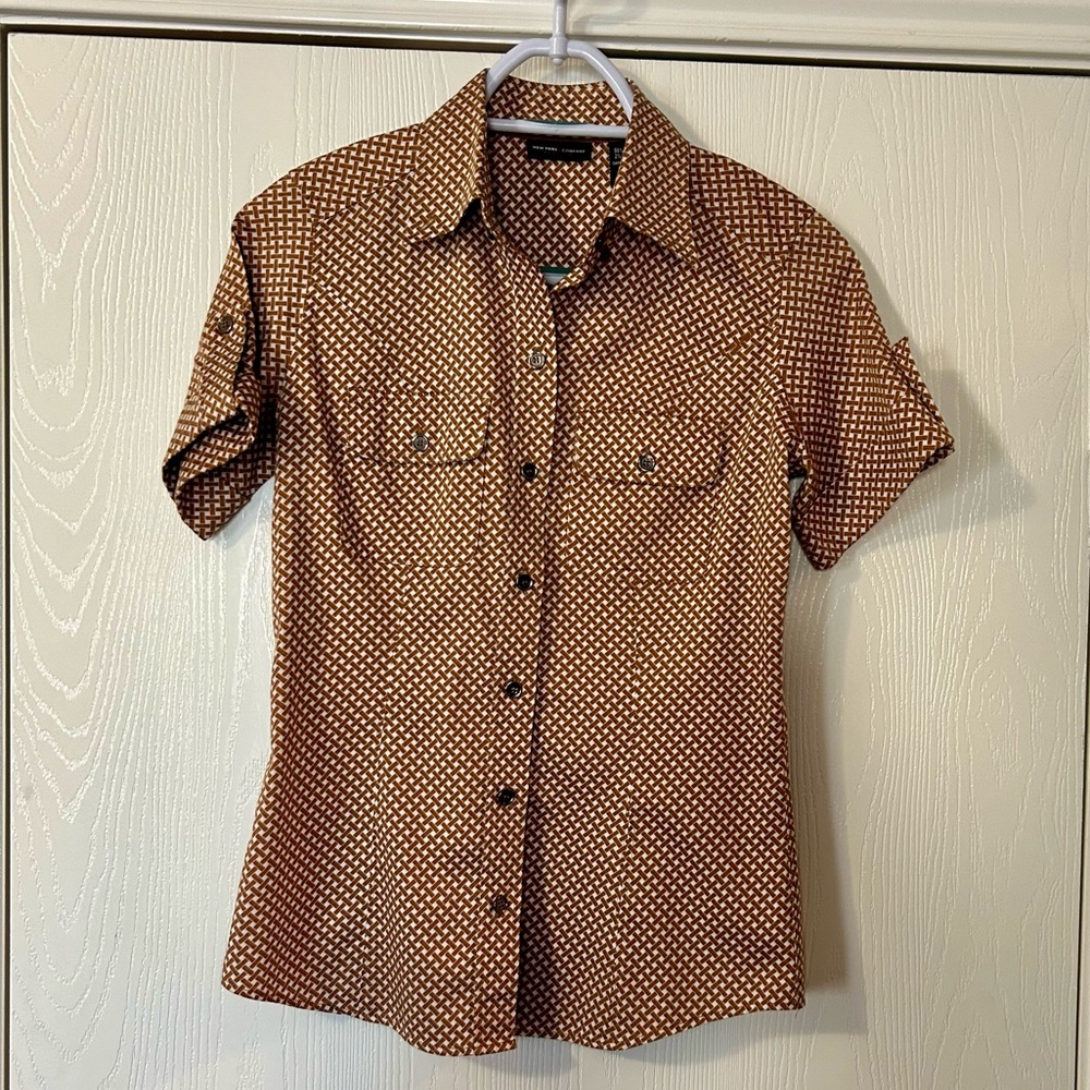 NEW YORK & COMPANY top